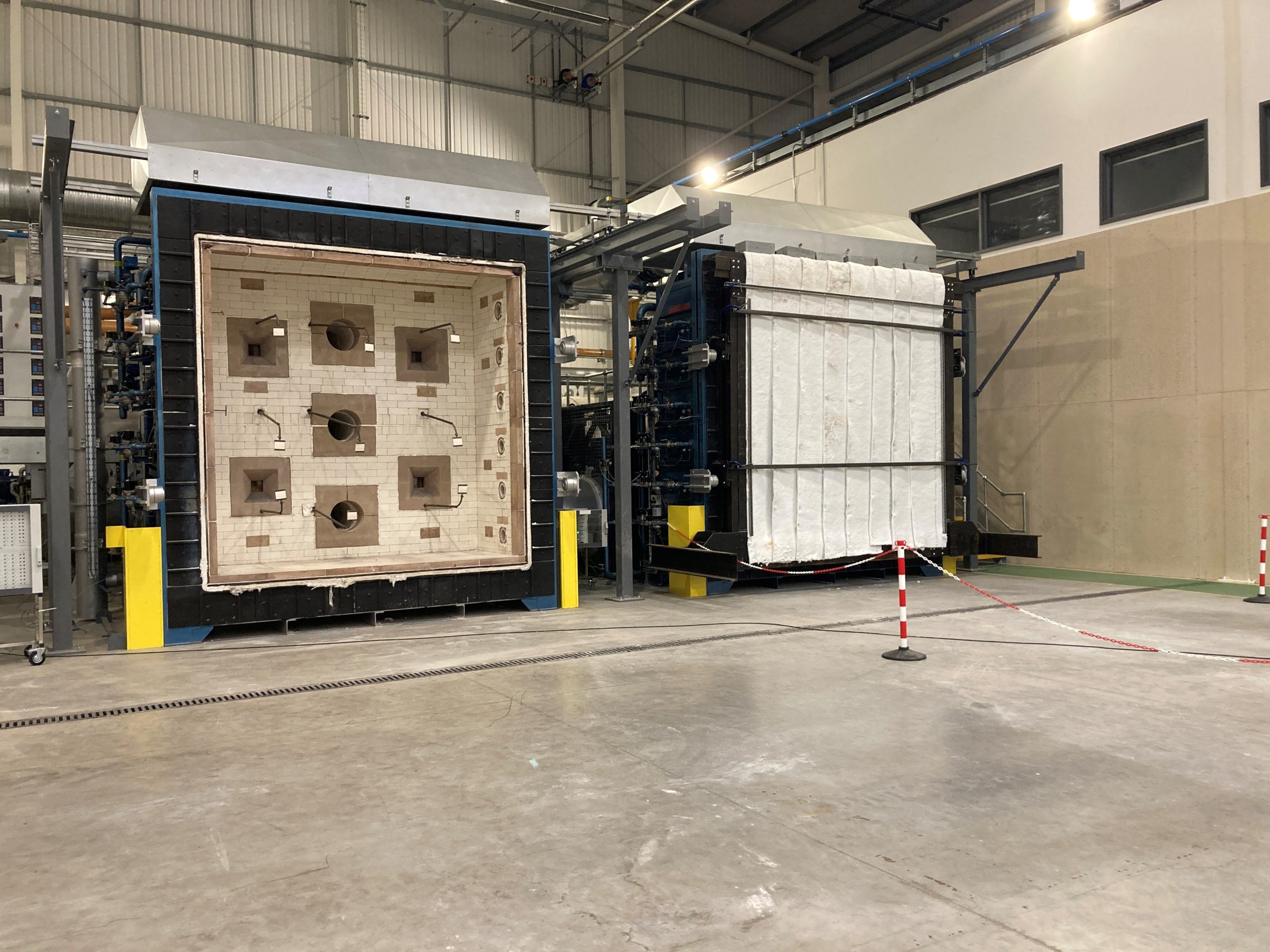 Warringtonfire previews new testing lab - Glass Times